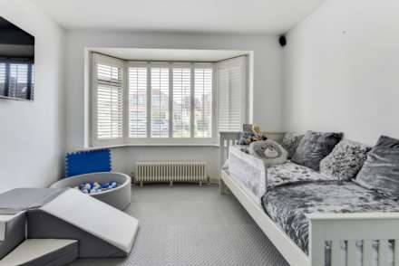 Fairfield Gardens, Portslade, Image 25