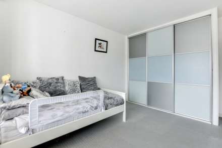 Fairfield Gardens, Portslade, Image 27