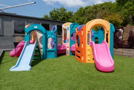 Fairfield Gardens, Portslade, Image 31