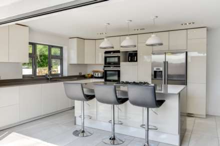 Fairfield Gardens, Portslade, Image 9