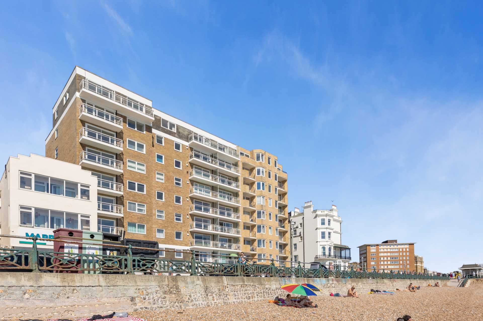 Spa Court, Hove, Image 16