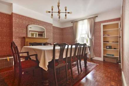 Lansdowne Square, Hove, Image 11