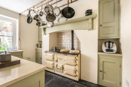 Lansdowne Square, Hove, Image 8