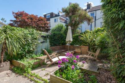 Westbourne Gardens, Hove, Image 16