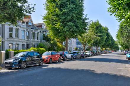 Westbourne Gardens, Hove, Image 3