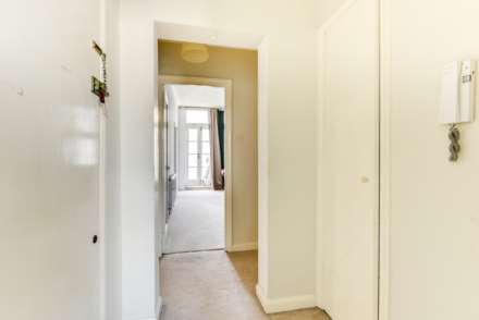 Verner House, Victoria Terrace, Hove, Image 9