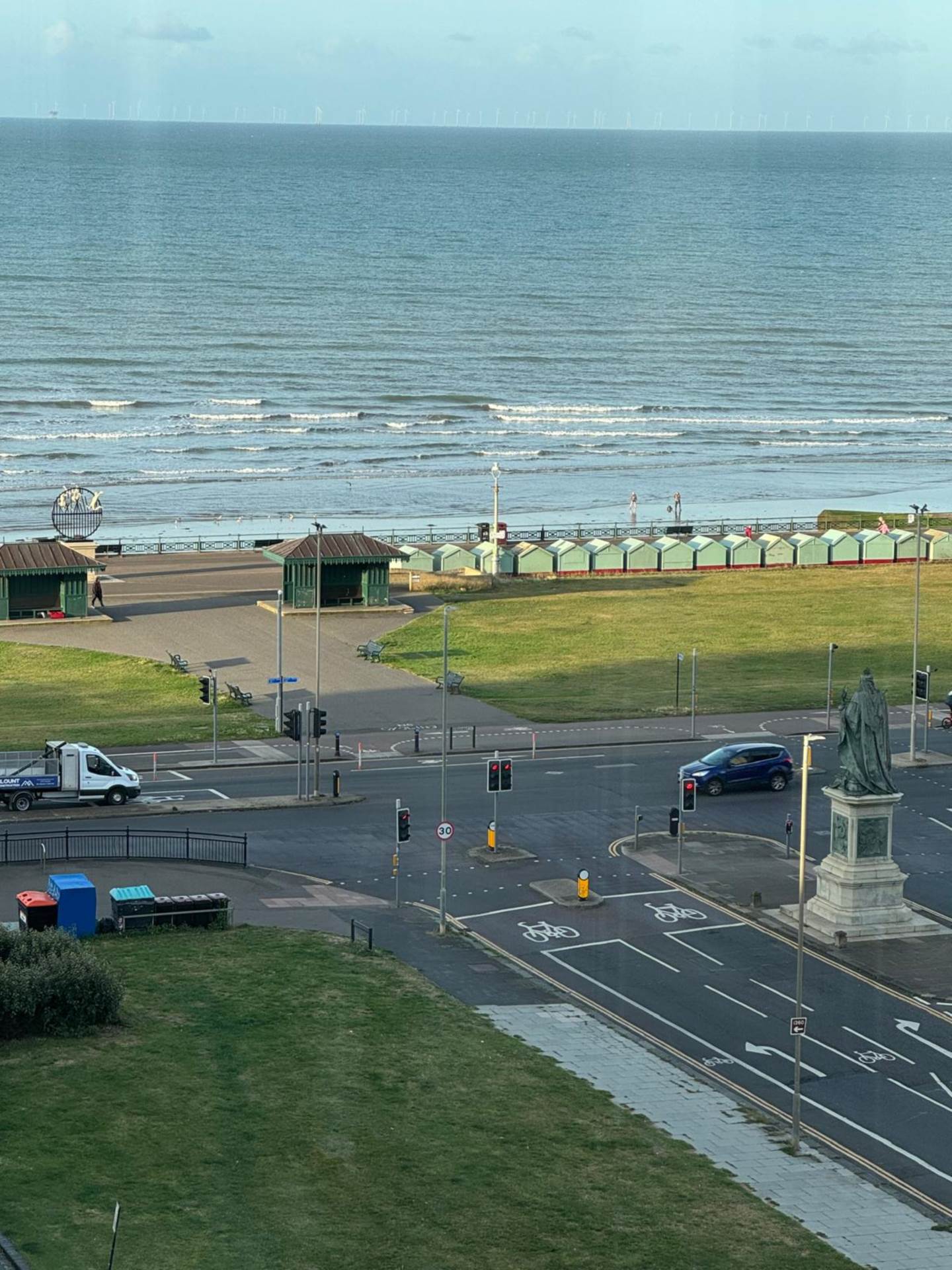 Grand Avenue, Hove, Image 13