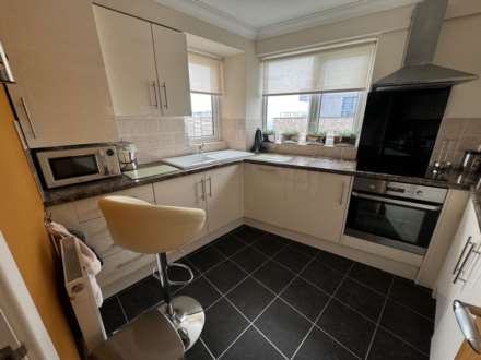 Grand Avenue, Hove, Image 5