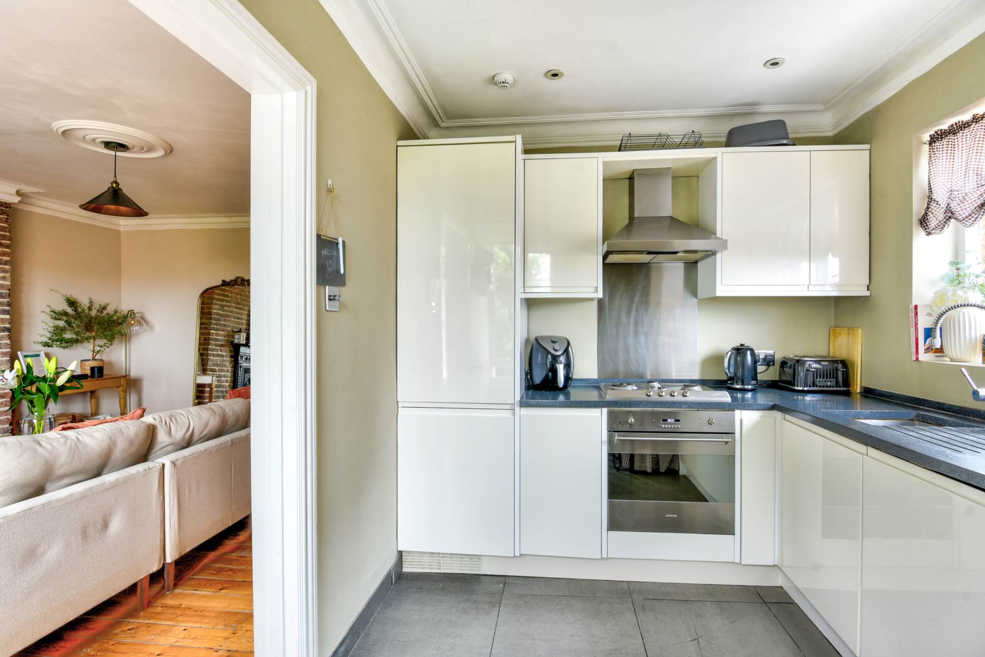 Fourth Avenue, Hove, Image 19