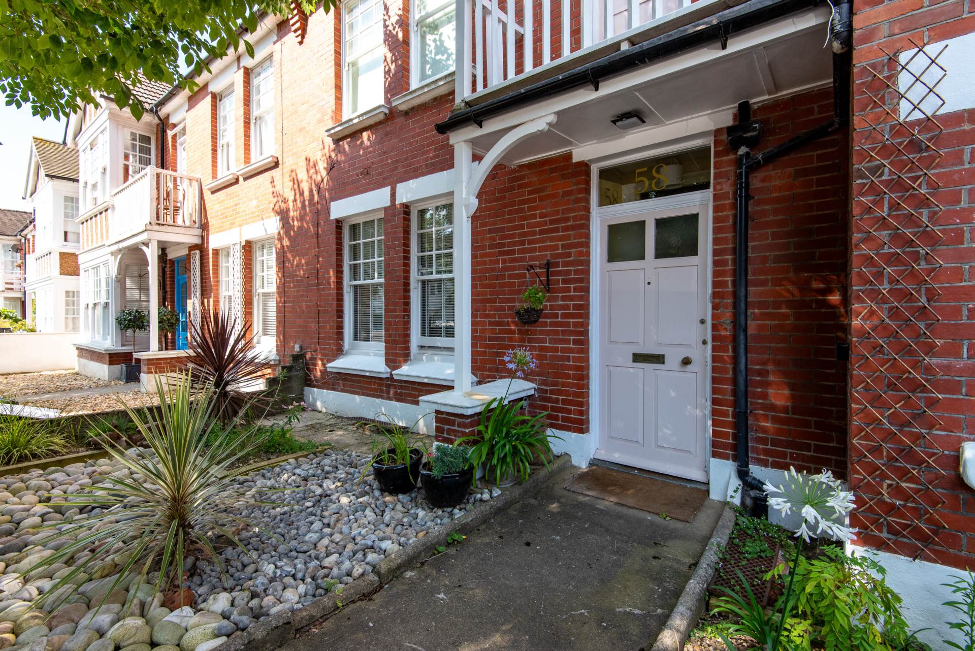 Langdale Gardens, Hove, Image 36