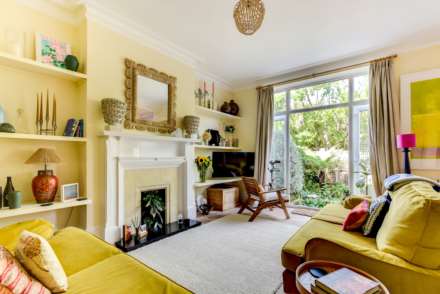 Langdale Gardens, Hove, Image 1