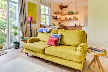Langdale Gardens, Hove, Image 14
