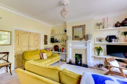 Langdale Gardens, Hove, Image 32