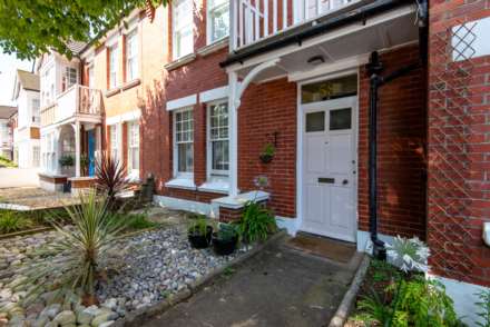Langdale Gardens, Hove, Image 36