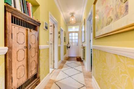Langdale Gardens, Hove, Image 5