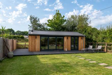Wheatsheaf Road, Henfield, Image 2