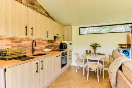 Wheatsheaf Road, Henfield, Image 4