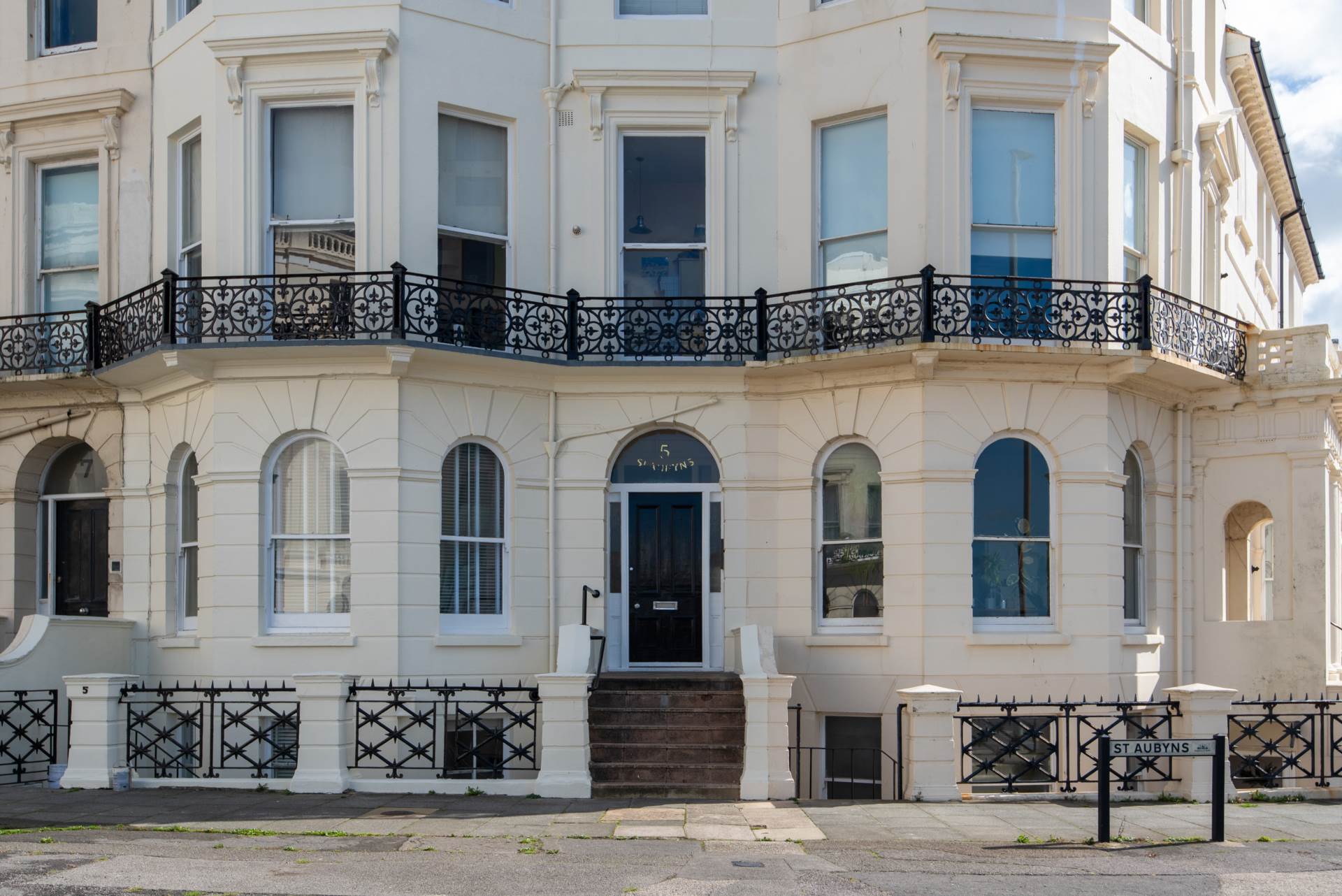 St Aubyns, Hove, Image 13