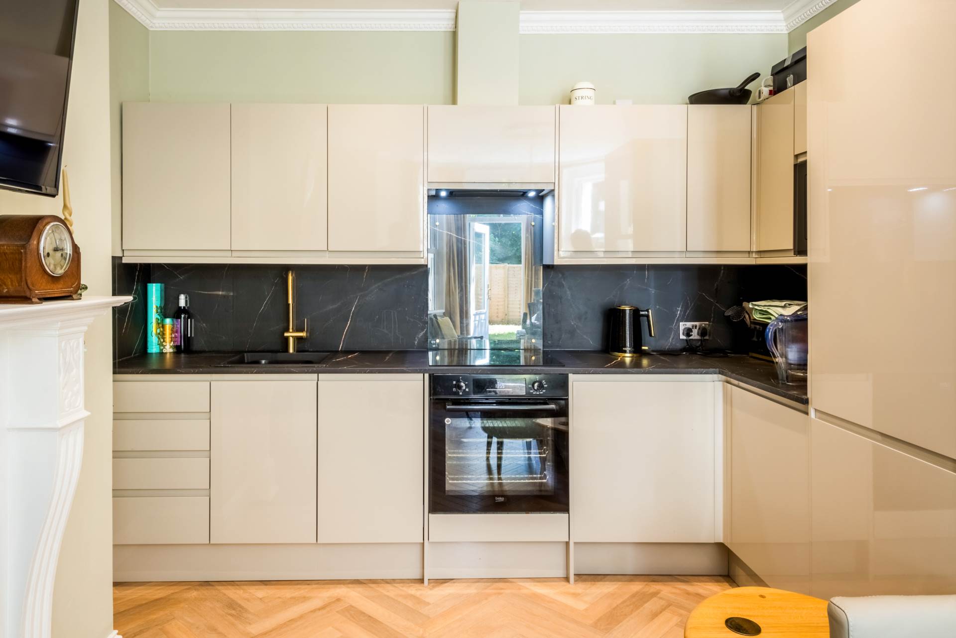 Salisbury Road, Hove, Image 3