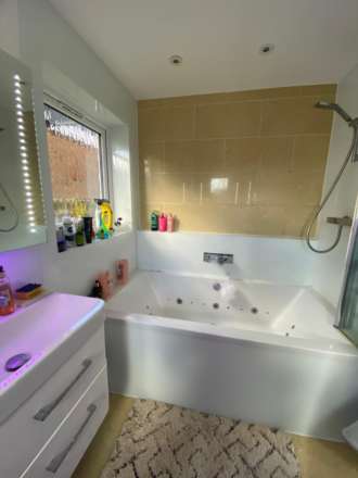 Ring Road, Lancing, Image 11