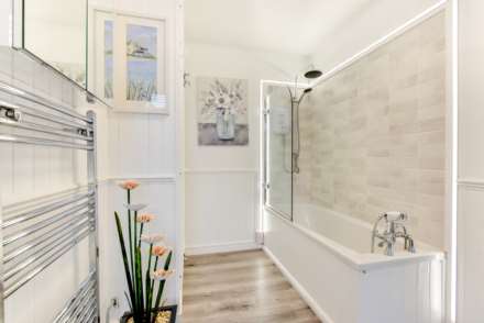Southview Terrace, Lancing, Image 10