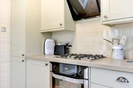 Southview Terrace, Lancing, Image 18