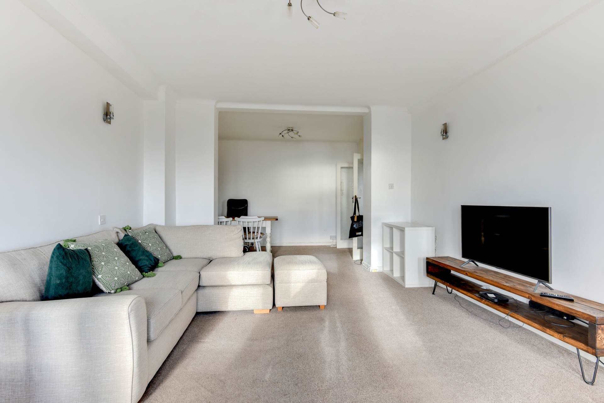 Viceroy Lodge, Kingsway, Hove, Image 3