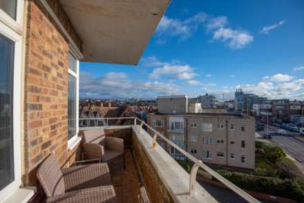 Viceroy Lodge, Kingsway, Hove, Image 11