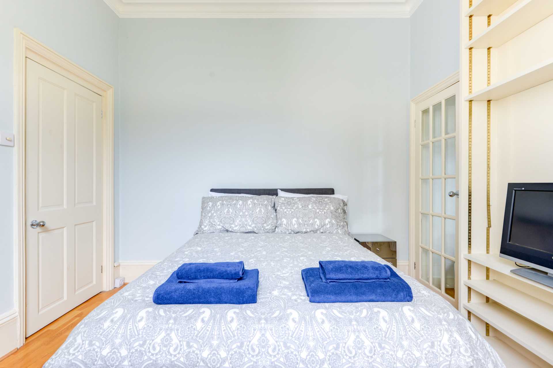 Fourth Avenue, Hove, Image 8