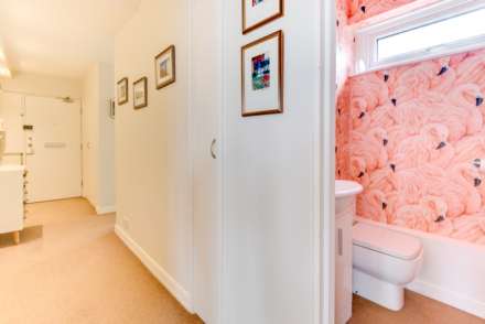 Grand Avenue, Hove, Image 18