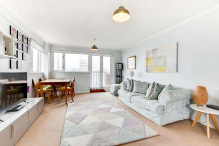 Grand Avenue, Hove, Image 2