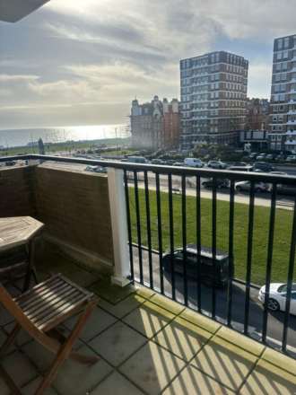 Grand Avenue, Hove, Image 21