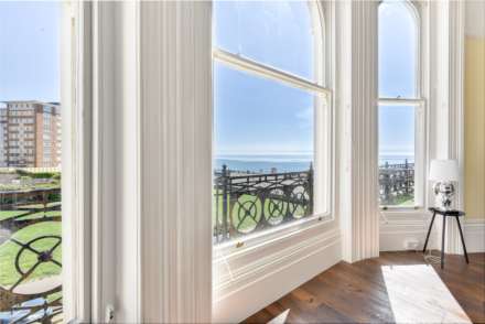 Medina Terrace, Hove, Image 3