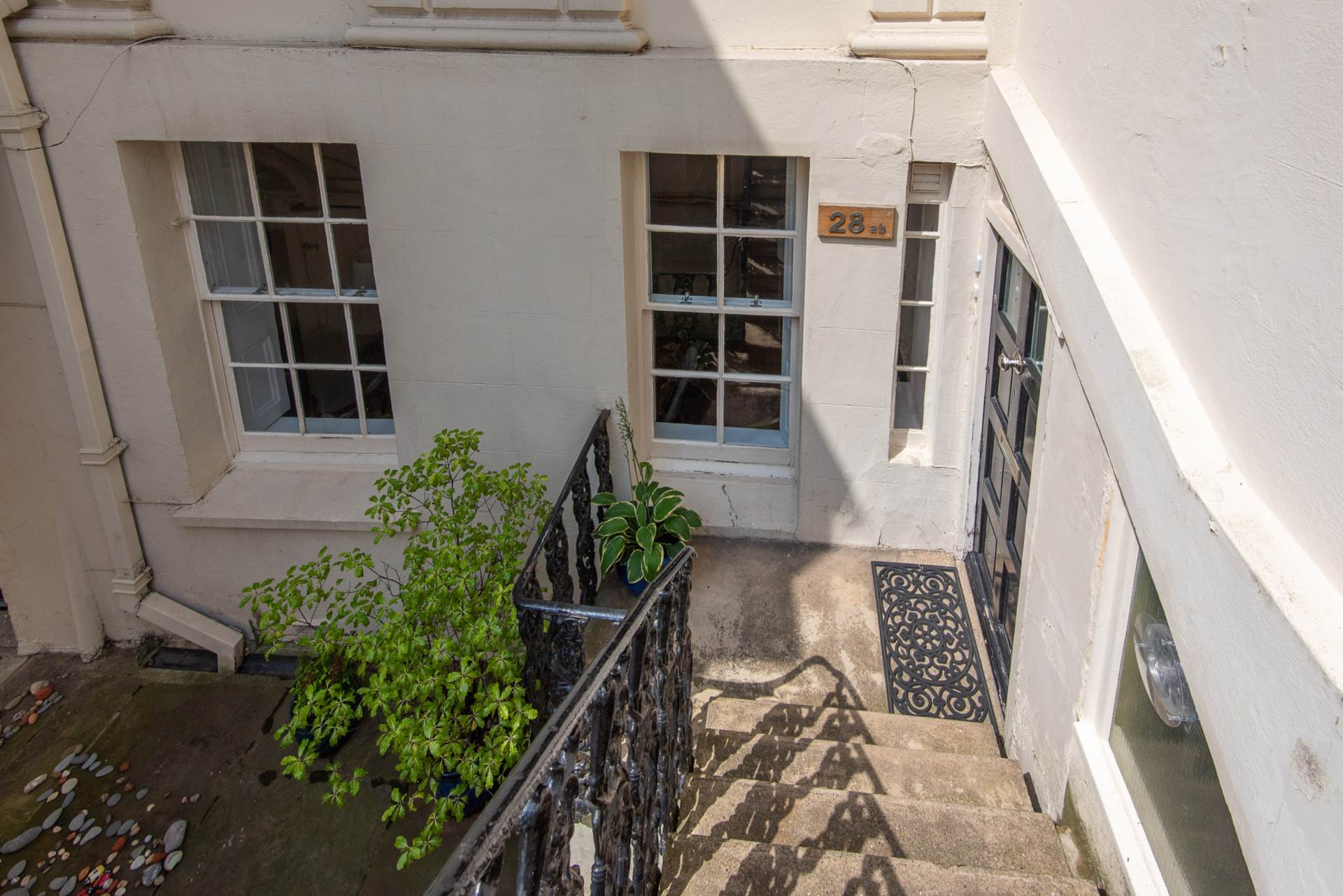 Crescent Court, Adelaide Crescent, Hove, Image 11