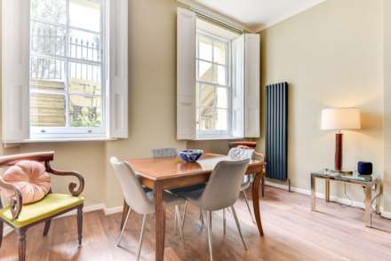 Crescent Court, Adelaide Crescent, Hove, Image 17