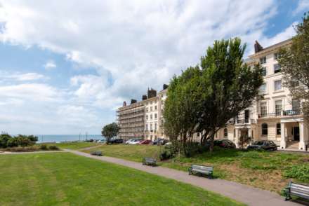 Crescent Court, Adelaide Crescent, Hove, Image 20