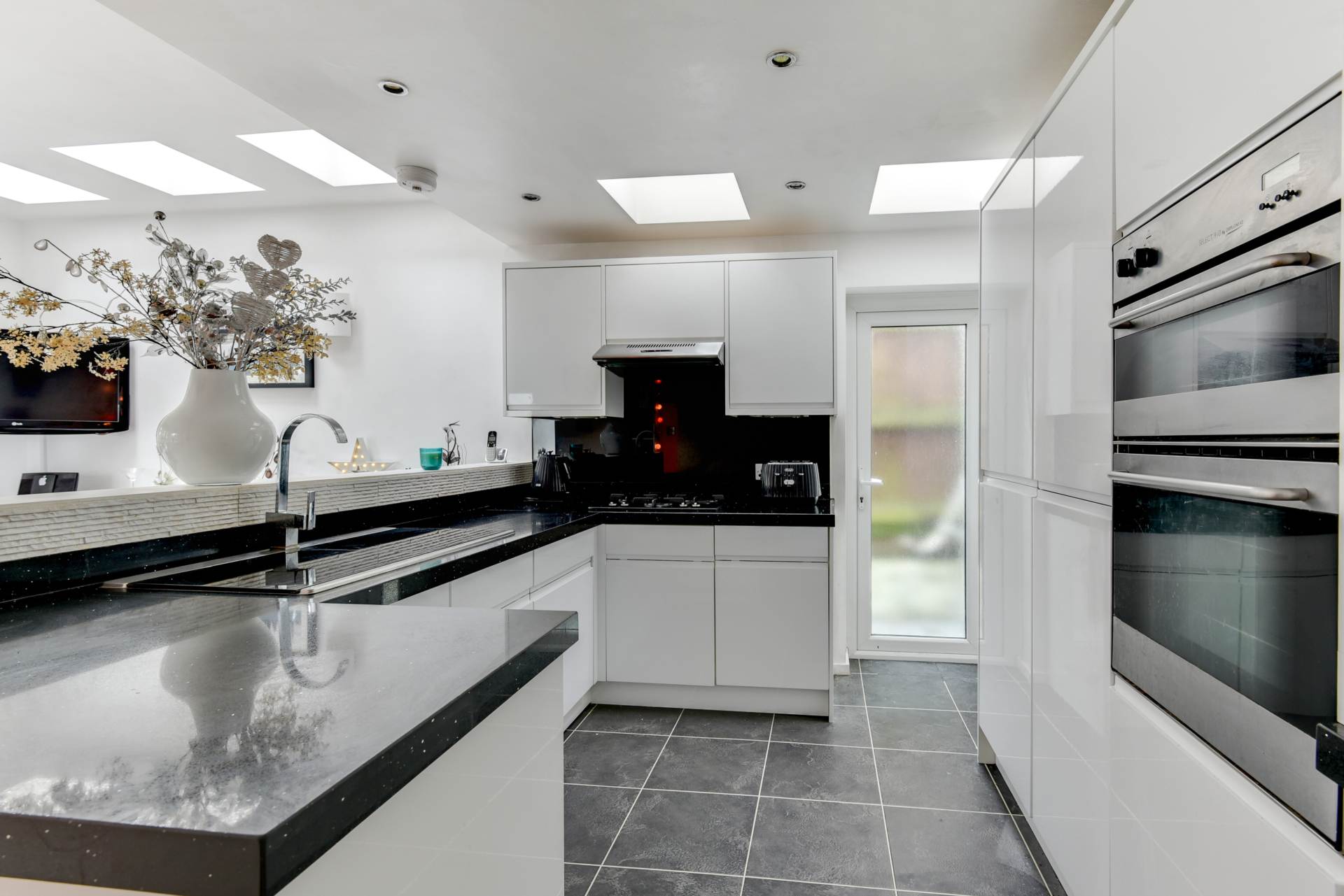 Woodhouse Road, Hove, Image 4