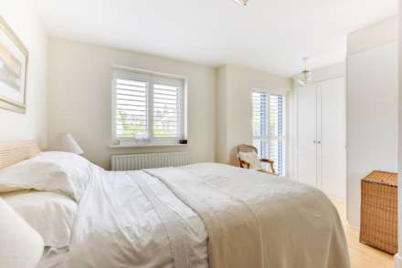 Parochial Mews, Princes Street, Image 7