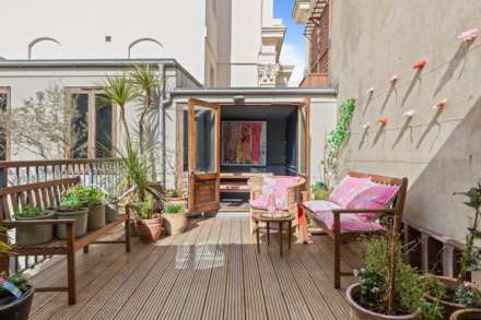 Alice Close, Hove, Image 3