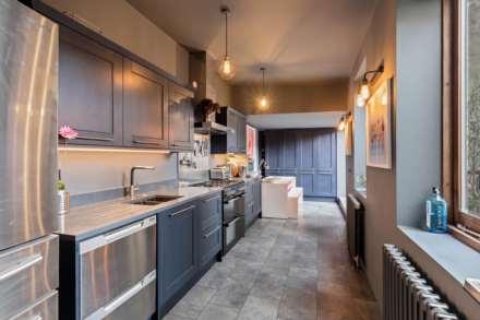 Alice Close, Hove, Image 5