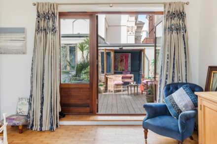 Alice Close, Hove, Image 7