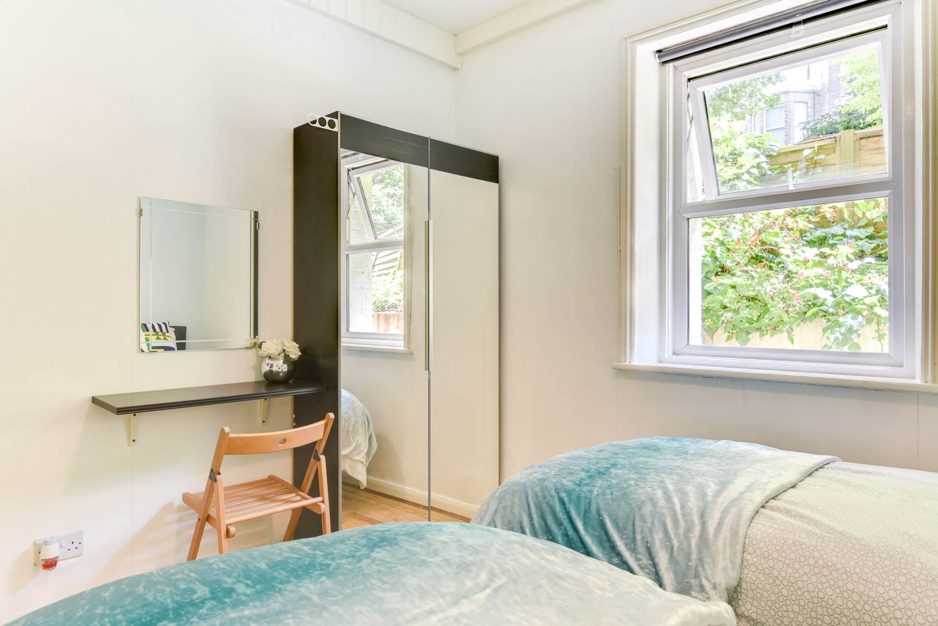 Second Avenue, Hove, Image 15