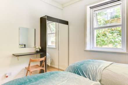 Second Avenue, Hove, Image 15