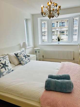 Brighton Road, Worthing, Image 13