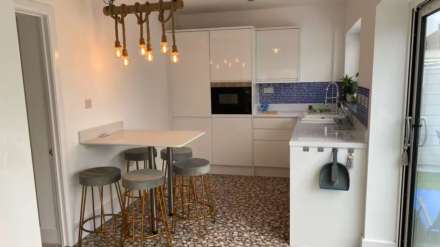 Brighton Road, Worthing, Image 24