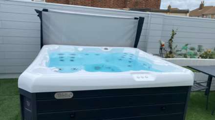 Brighton Road, Worthing, Image 36