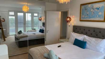 Brighton Road, Worthing, Image 9