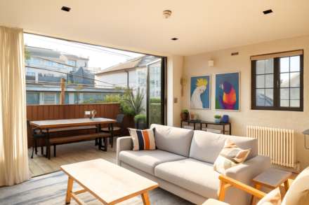 Upper Gardner Street, Brighton, Image 11