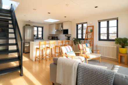 Upper Gardner Street, Brighton, Image 2