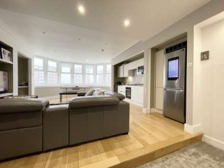 Grand Avenue, Hove, Image 10
